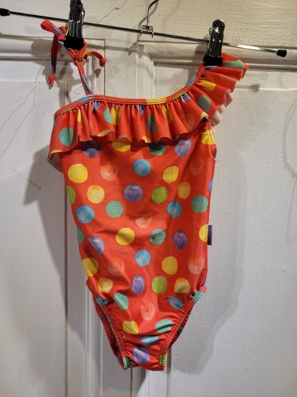 Producto - Traje de baño CHEEKY con lunares Talle 2 años - PRECIO: 8X