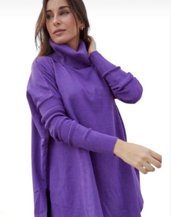 Producto - Polerones Amplios Bremer Suaves Abarcan XL-XXL Violeta Obispo -TRAN 34.000