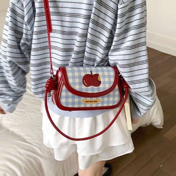 Producto - Cartera roja con celeste