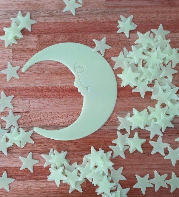 Producto - LUNA Y ESTRELLAS QUE BRILLAN EN LA OSCURIDAD