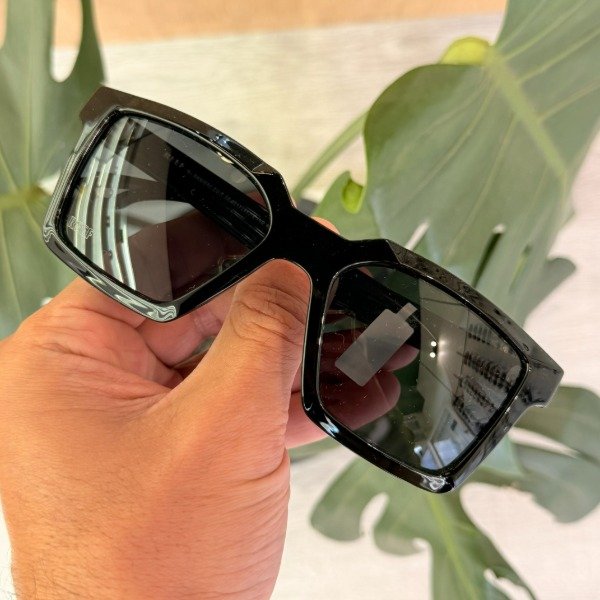 Producto - Reef M292 Negro Brillo - Cristales Grises - 2
