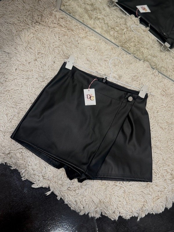 Producto - Short pollera Dark