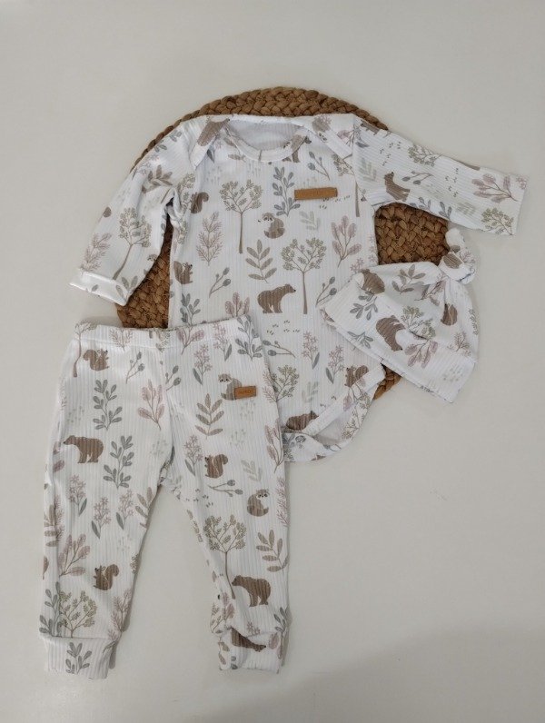 Producto - Ajuar Luca - Body Babucha Gorro Estampado