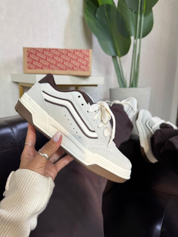 Producto - Vans Hylane natural cafe