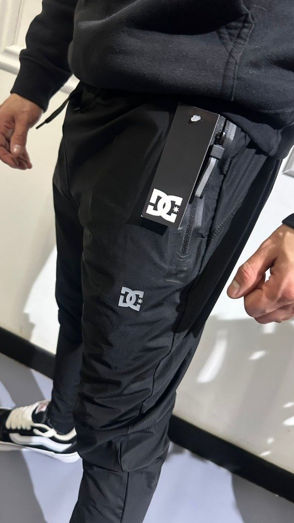 Producto - Jogging deportivo cierre termosellado
