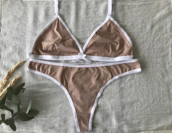 Producto - CONJUNTO LUCIA AVELLANA/BLANCO