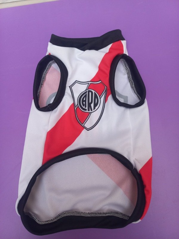 Producto - Camiseta River - 3