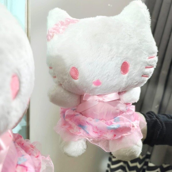 Producto - Kitty vestido rosita 22cm peluche