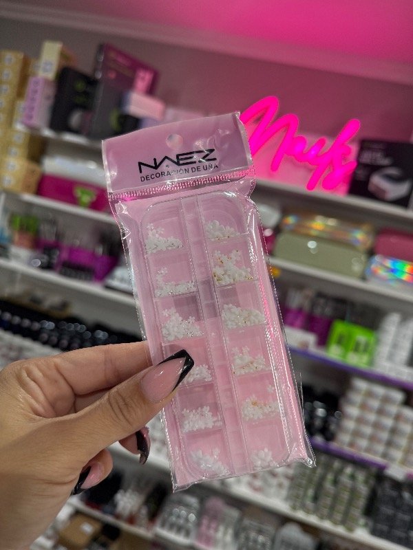 Producto - Flores blancas con caviar