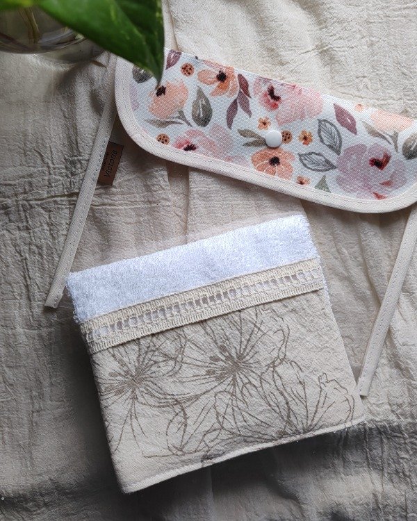 Producto - Combo toalla + estuche - crema