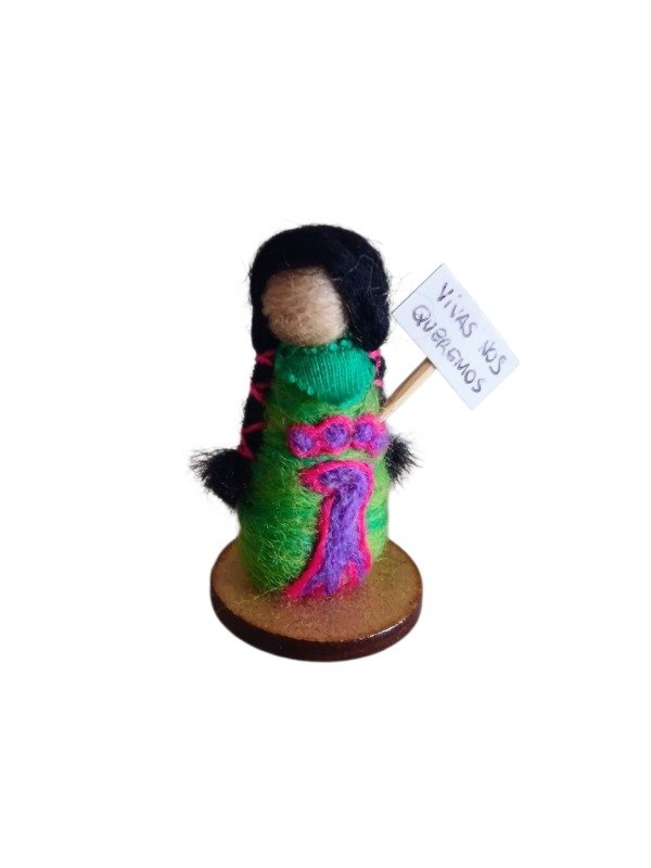 Producto - Muñecas pequeñas "Feministas"