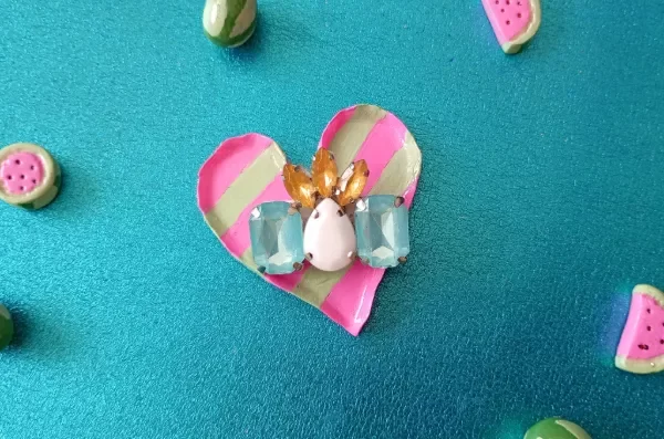 Producto - Escarapela 101