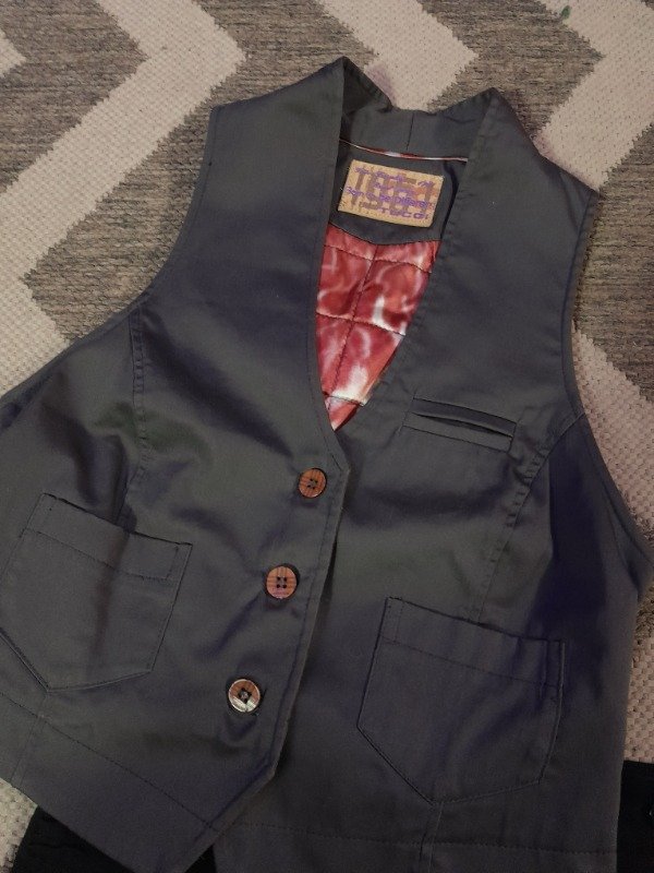 Producto - Chaleco "Tucci"