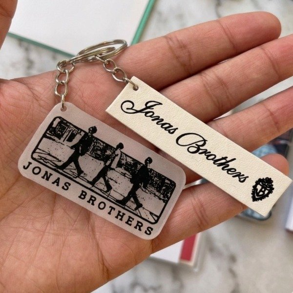 Producto - LLAVERO JONAS BROTHERS