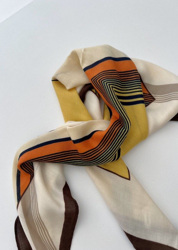 Producto - Pañuelo Geo Amarillo