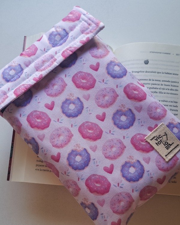 Producto - Funda para libros estándar Love IMPERMEABLE