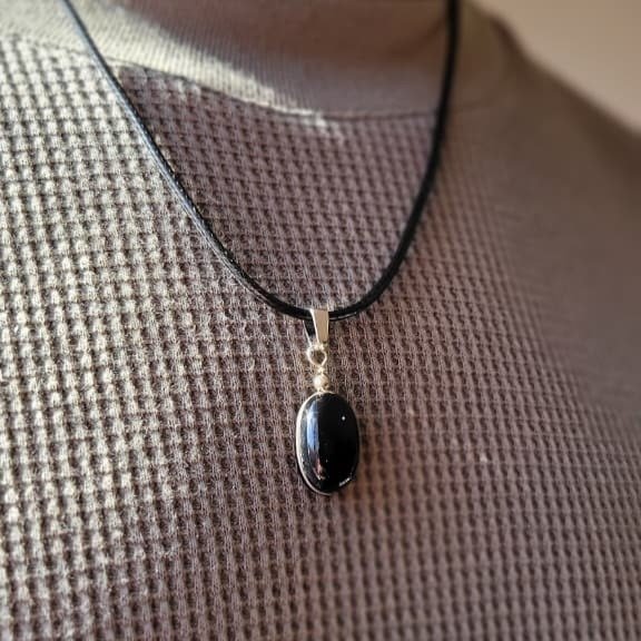 Producto - ONIX NEGRO EN CABUJON