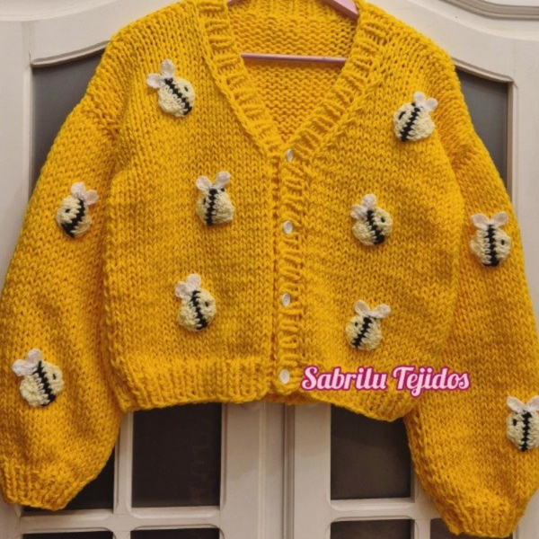 Producto - Cardigan Abejitas (A pedido)