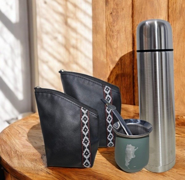 Producto - Set  termo 1L, yerbera y azucarera , mate de acero premiun ,bombilla con dije.