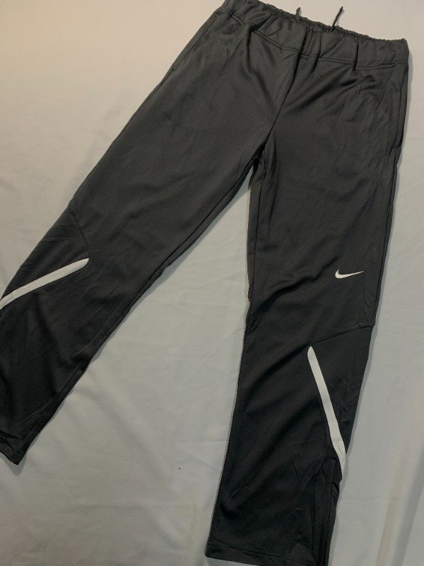 Producto - Trackpant Nike Grey (M)