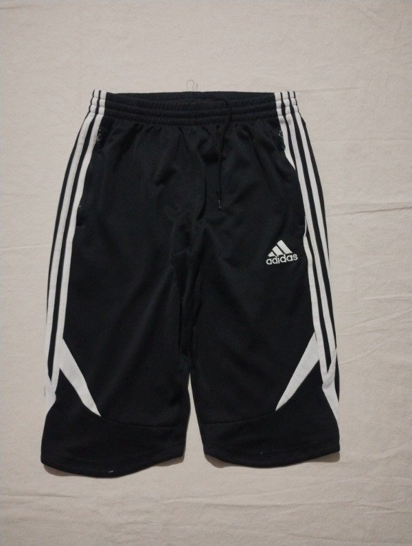 Producto - Bermuda Adidas original.