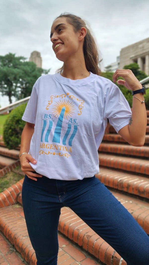 Producto - REMERA OBELISCO