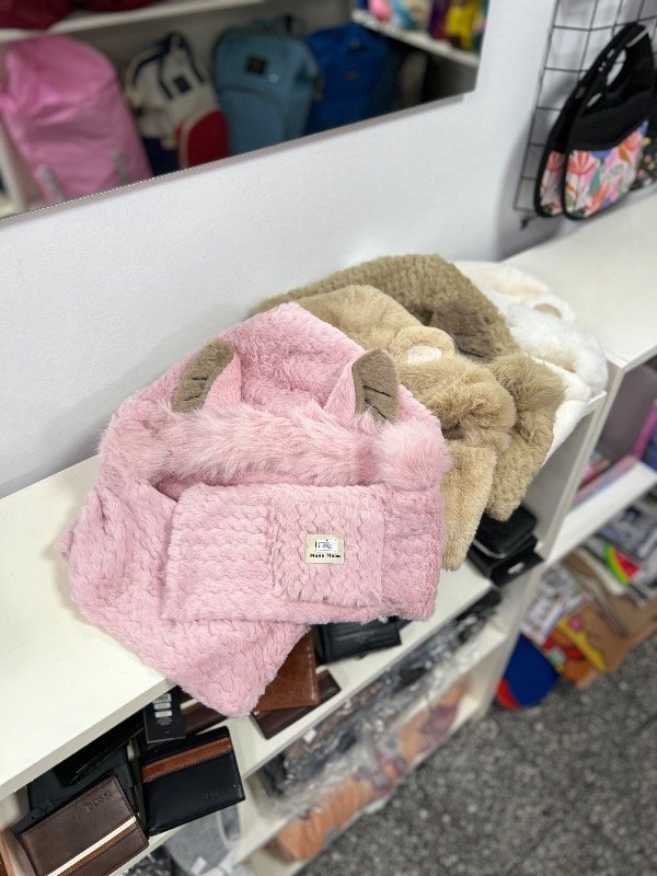 Producto - Gorro peluche capibara