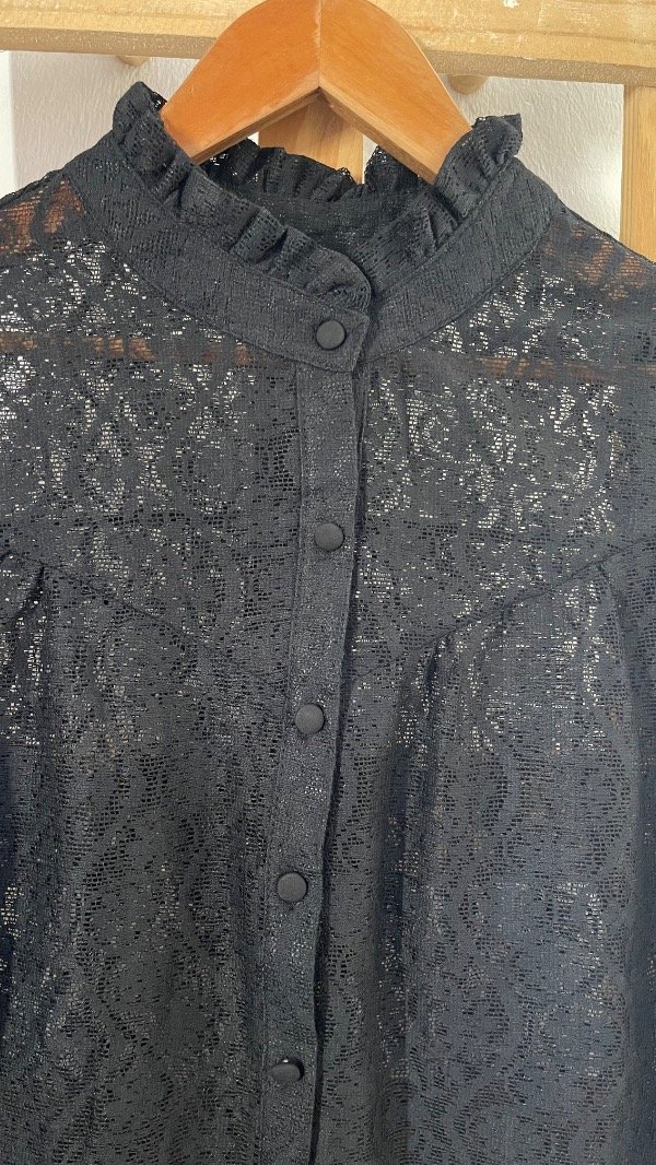 Producto - BLUSA DE ENCAJE (2 colores) - 2