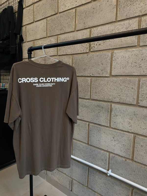 Producto - Remera CROSS CLOTHING