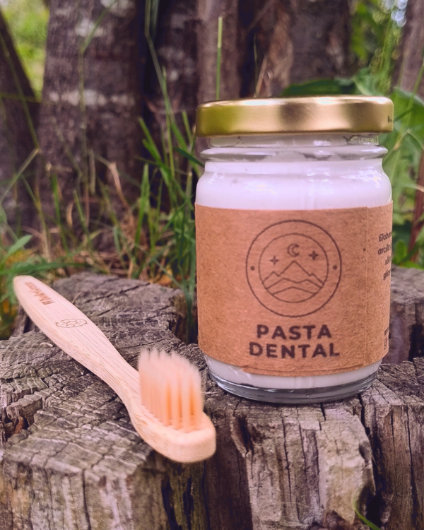 Producto - COMBO PASTA DENTAL + CEPILLO