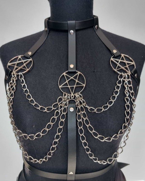 Producto - arnes pentagrama con cadena