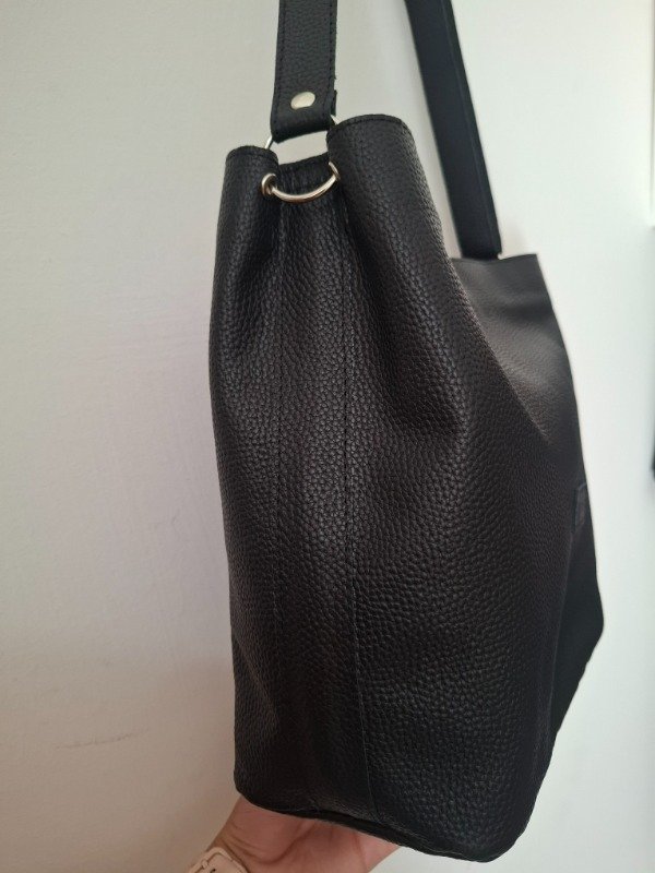 Producto - Bolso mediano negro - 1