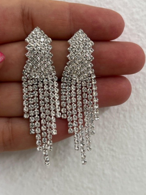 Producto - AFF0048 Aros fantasía blanco fiestas colgantes strass