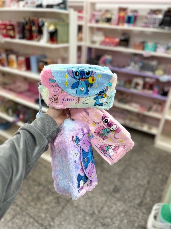 Producto - Cartuchera stich peluche con bolsillo al frente - 0