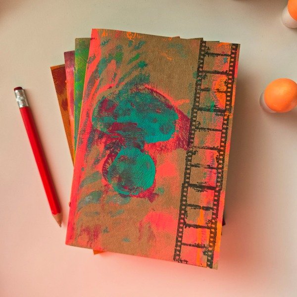 Producto - Cuadernos Mundo fungi - Técnicas mixtas