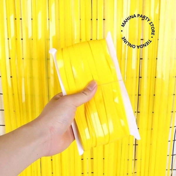 Producto - Cortina de cumpleaños amarillo pastel