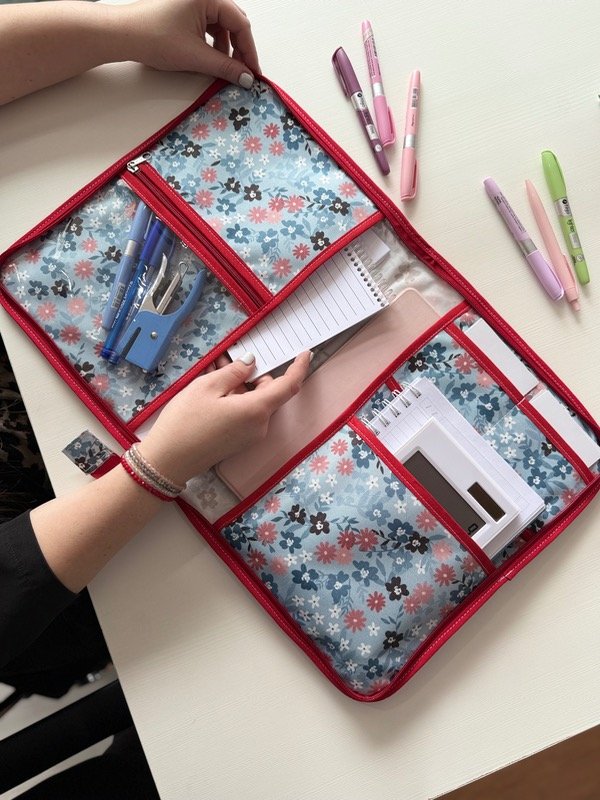 Producto - Organizador A4 - Florcitas mini rojas