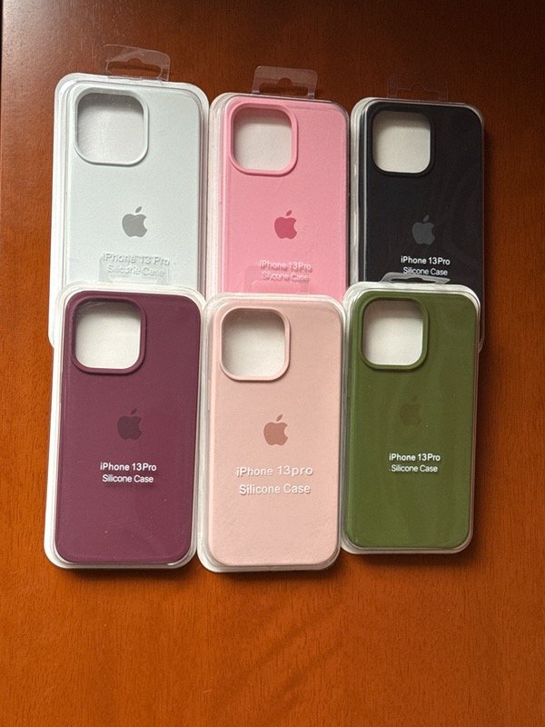 Producto - Silicone case iphone 13 pro