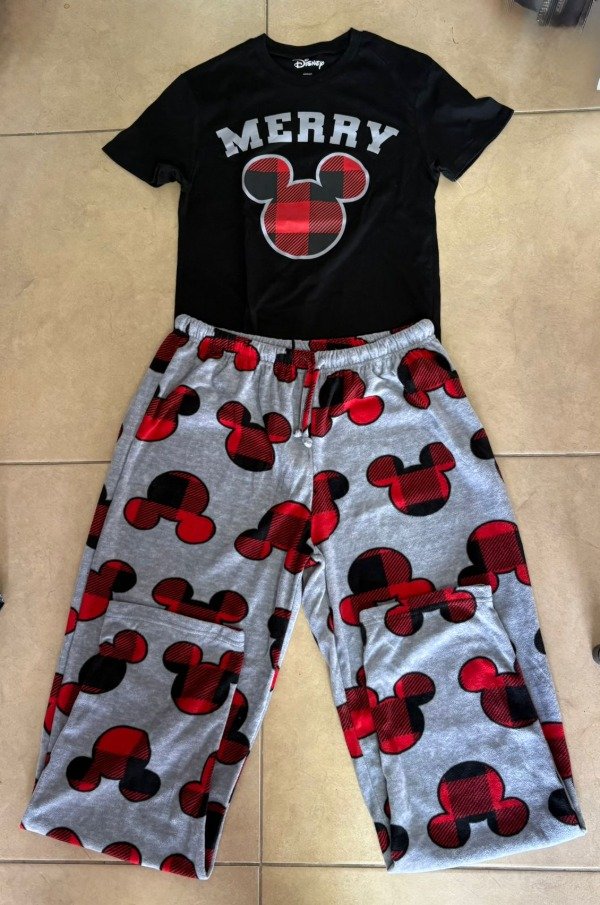 Producto - Pijama Mickey Polar Talle S