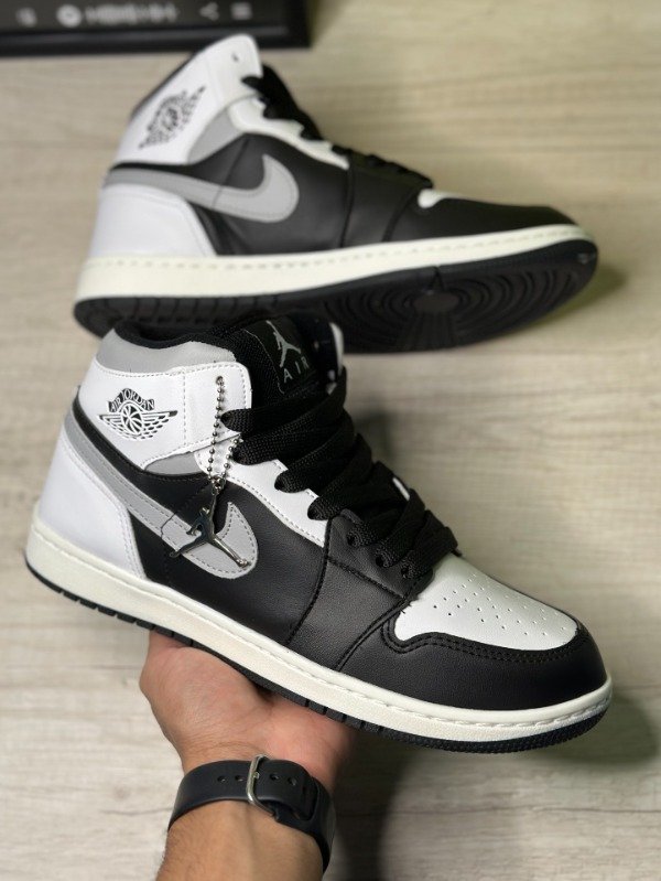 Producto - Air Jordan 1 Retro High Black White