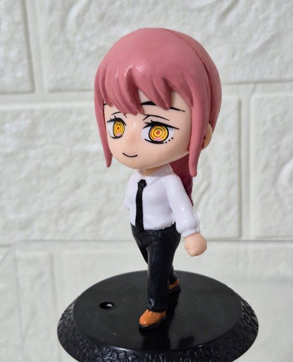 Producto - Figura Makima ChainSaw Man con base 8 cm