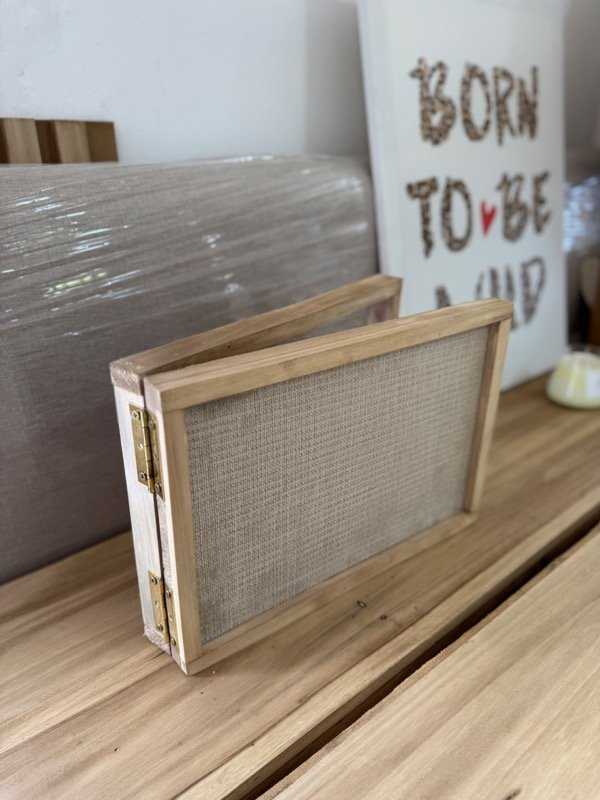 Producto - Cuadro y tapa tablero eléctrico Londres