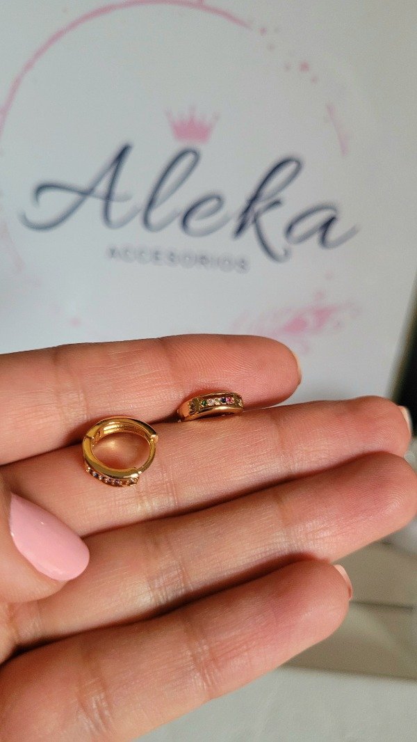 Producto - Argollas (1.3mm) tira strass de colores de acero dorado - 0