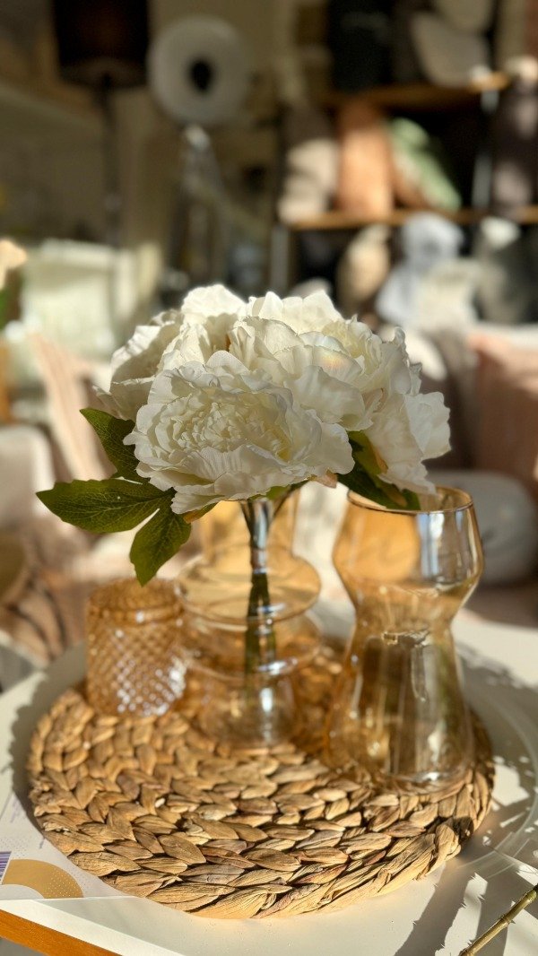 Producto - Ramo peonias x 6 blancas