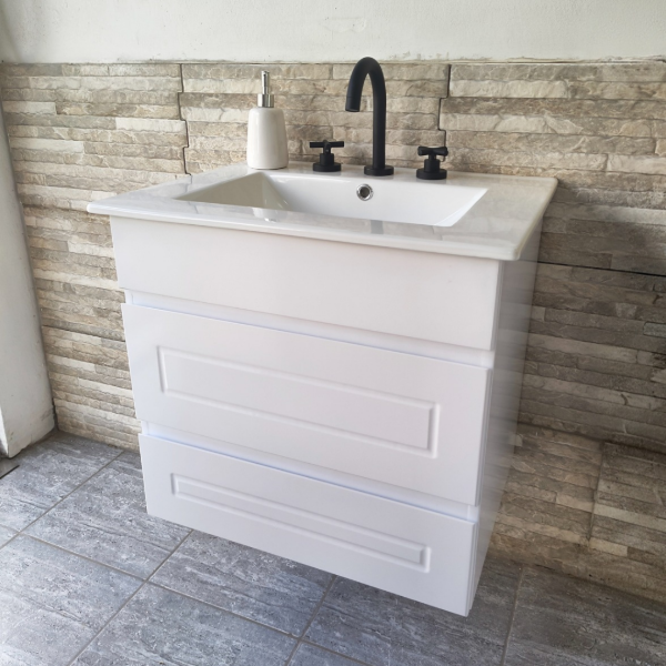 Producto - Vanitory de 60cm colgante blanco