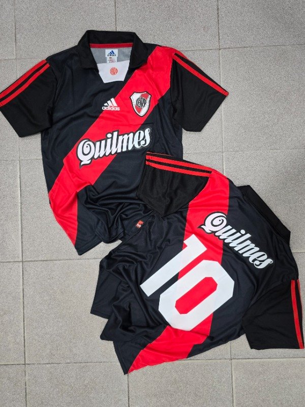 Producto - Camiseta River Plate Retro Alternativa Temporada 1999/2000