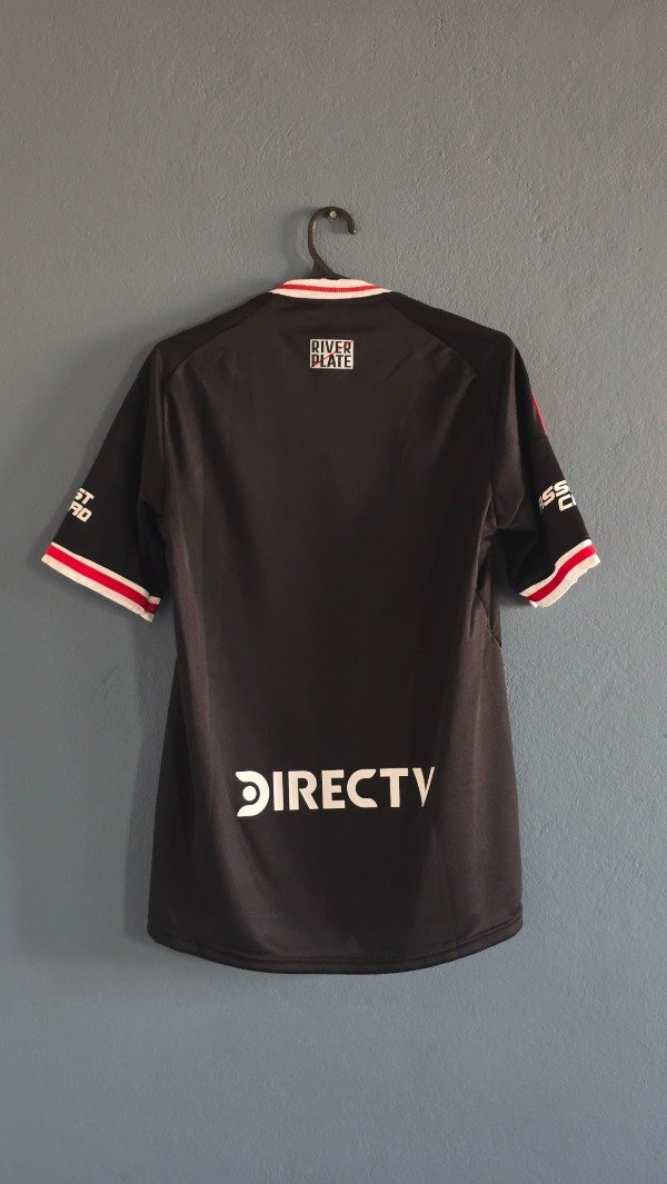 Producto - CAMISETA RIVER PLATE SUPLENTE 2025-26 - 3