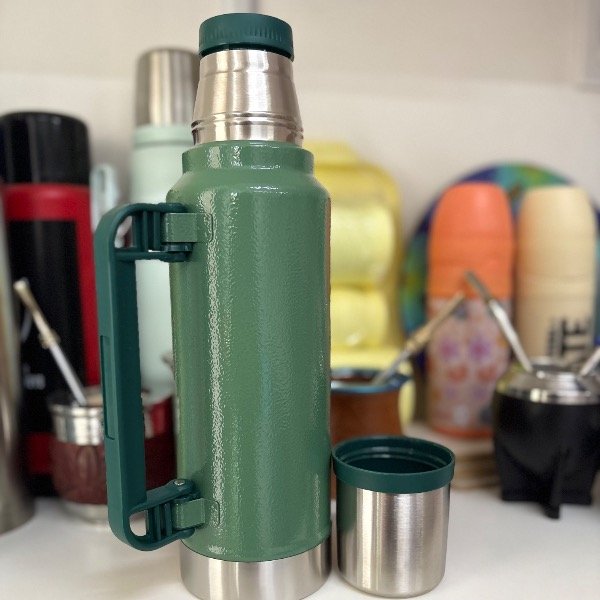 Producto - Termo de Acero con Manija 1200lt 7493