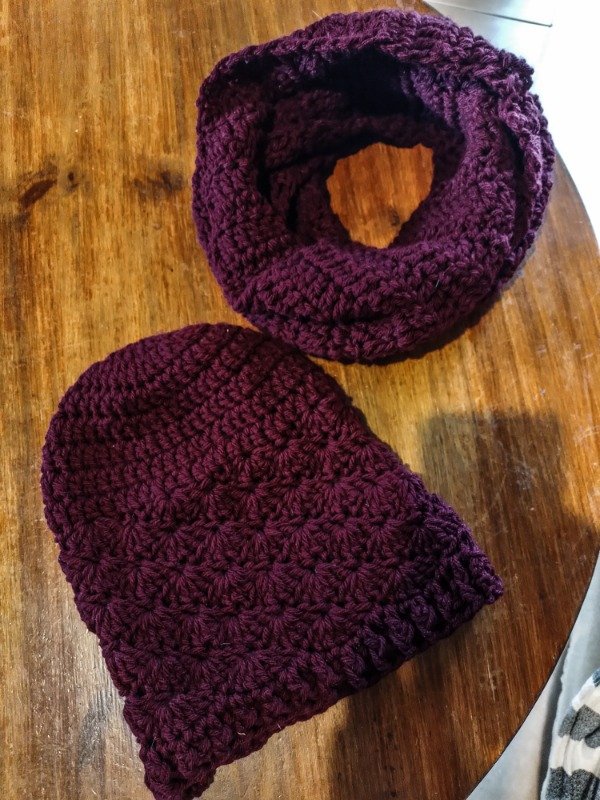 Producto - SET BORDÓ gorro + cuello doble