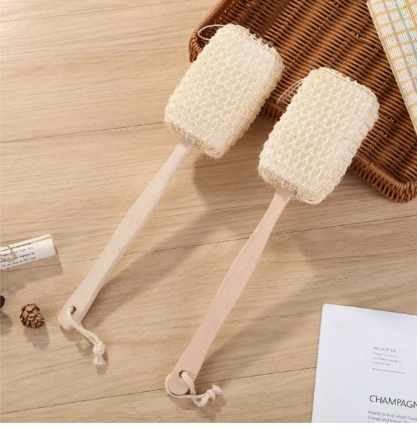 Producto - CEPILLO CON MANGO DE MADERA